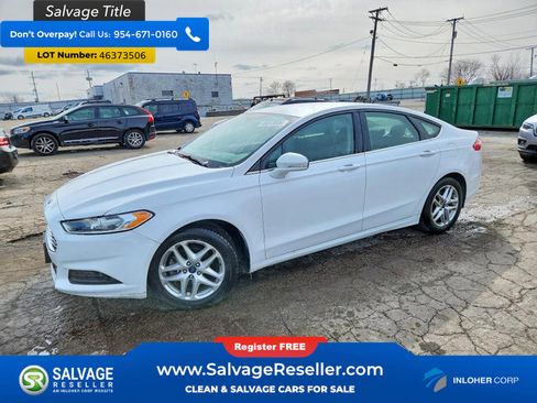 Used 2015 Ford Fusion SE image 1