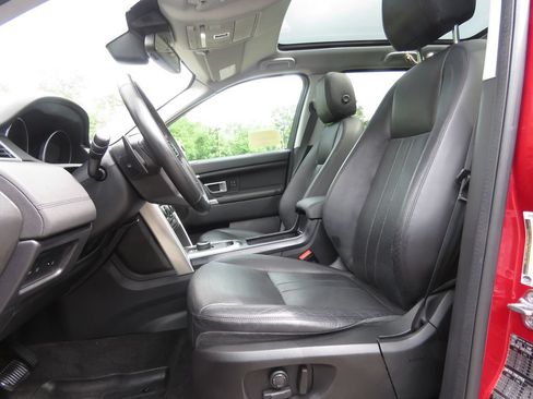 Used 2018 Land Rover Discovery Sport HSE AWD/4WD image 10