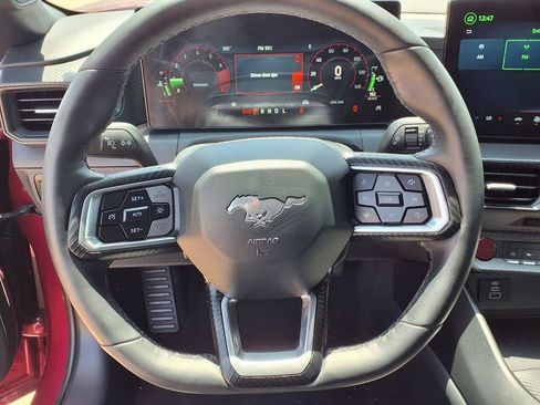 Used 2026 Ford Mustang Coupe RWD image 21