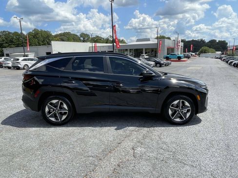 Used 2026 Hyundai Tucson SEL FWD image 2
