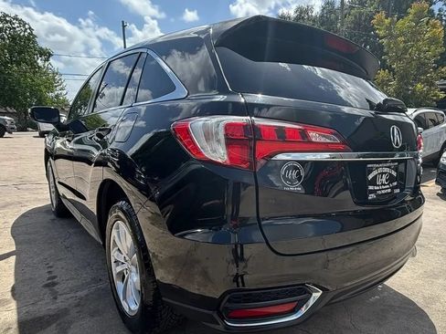 Used 2017 Acura RDX w/ Technology Package FWD image 3