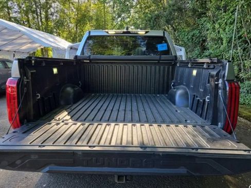 Used 2023 Toyota Tundra Limited w/ Power Package AWD/4WD image 12