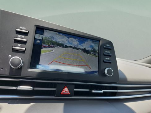 New 2026 Hyundai Elantra SEL Sport Premium FWD image 24