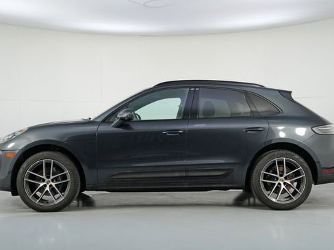 Used 2023 Porsche Macan image 9