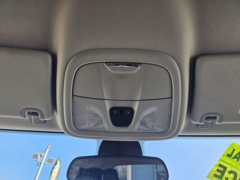 Used 2020 Jeep Cherokee Latitude Plus w/ Cold Weather Group image 32