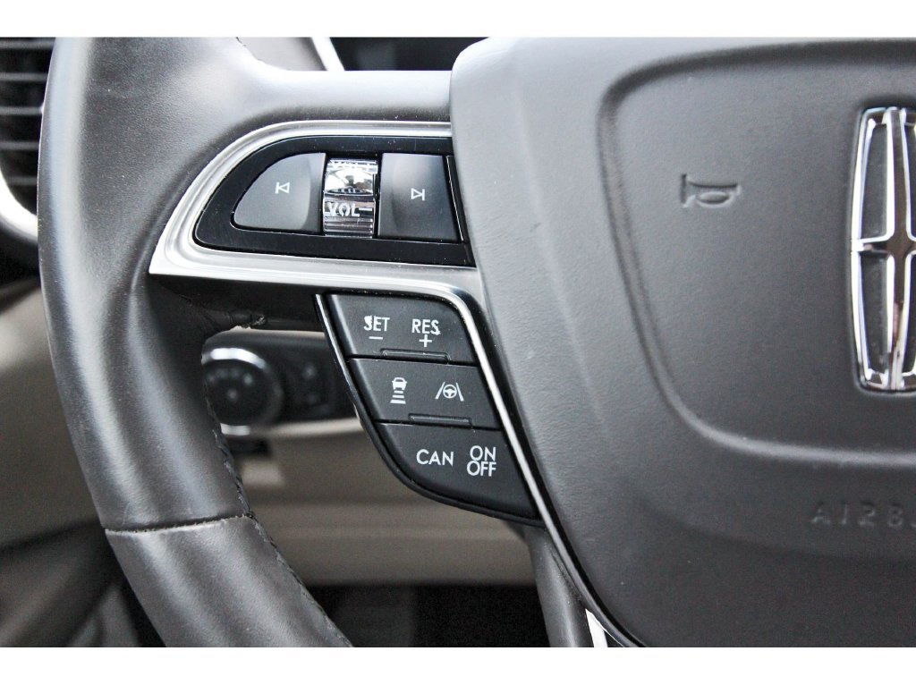 Used 2020 Lincoln Nautilus Reserve w/ Equipment Group 201A FWD image 19