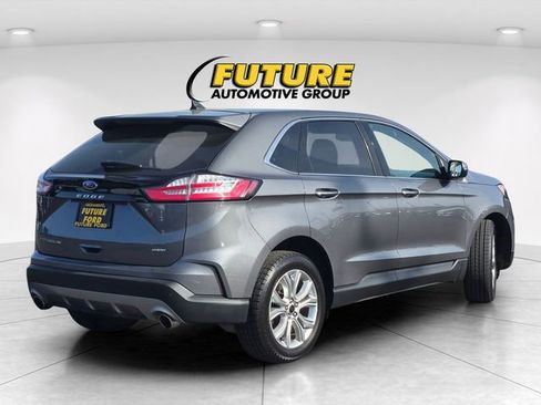 Certified 2023 Ford Edge Titanium image 4