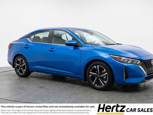 Used 2025 Nissan Sentra SV image 1