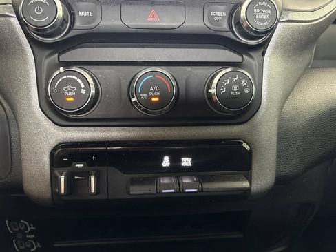 Used 2024 RAM 2500 Tradesman w/ Chrome Appearance Group AWD/4WD image 46