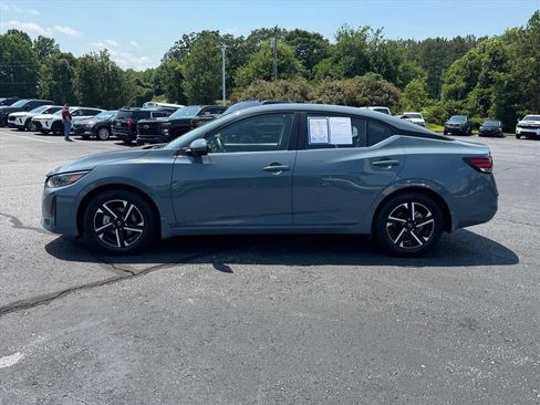 Used 2025 Nissan Sentra SV w/ All-Weather Package FWD image 6