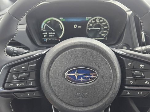 Used 2025 Subaru Forester Limited AWD/4WD image 16