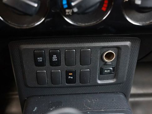 Used 2007 Toyota FJ Cruiser 2WD image 31