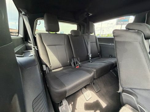 Used 2019 Ford Expedition Max XLT AWD/4WD image 15