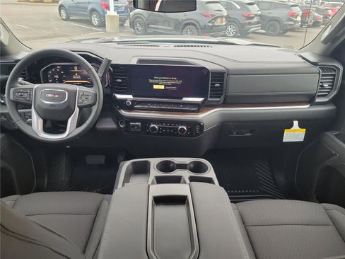 New 2026 GMC Sierra 1500 SLE w/ Preferred Package image 7