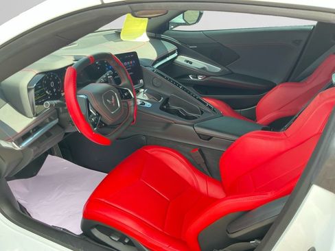 Used 2025 Chevrolet Corvette Stingray Coupe w/ 1LT RWD image 9