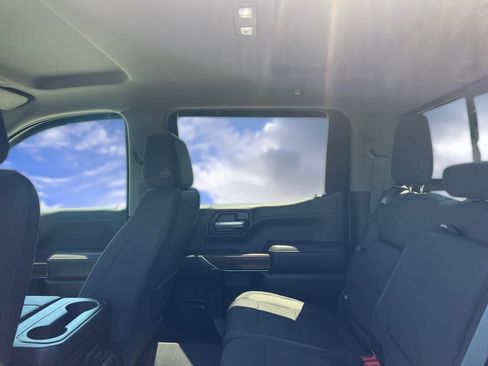 Certified 2021 Chevrolet Silverado 1500 LT Trail Boss w/ Convenience Package II AWD/4WD image 26