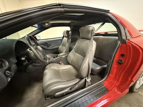 Used 1998 Pontiac Firebird Formula RWD image 22