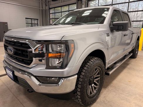 Used 2023 Ford F150 XLT w/ Trailer Tow Package image 5