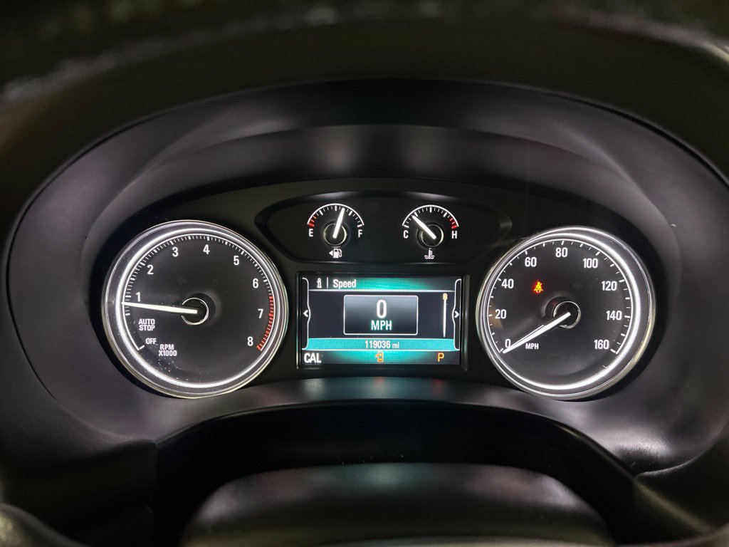 Used 2018 Buick Enclave Essence FWD image 27