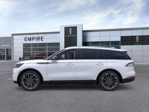 New 2026 Lincoln Aviator Reserve w/ Luxury Package AWD/4WD image 3