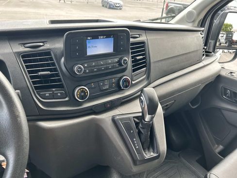 Used 2022 Ford Transit 350 DRW RWD image 34
