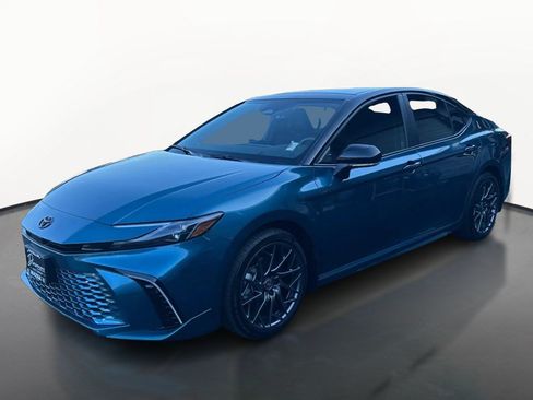 Used 2025 Toyota Camry XSE w/ Premium Package AWD/4WD image 7