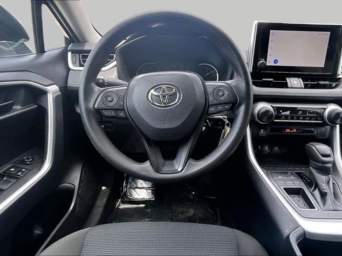 Used 2023 Toyota RAV4 LE FWD image 6