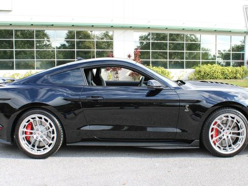 Used 2020 Ford Mustang Shelby GT500 w/ Technology Package RWD image 25