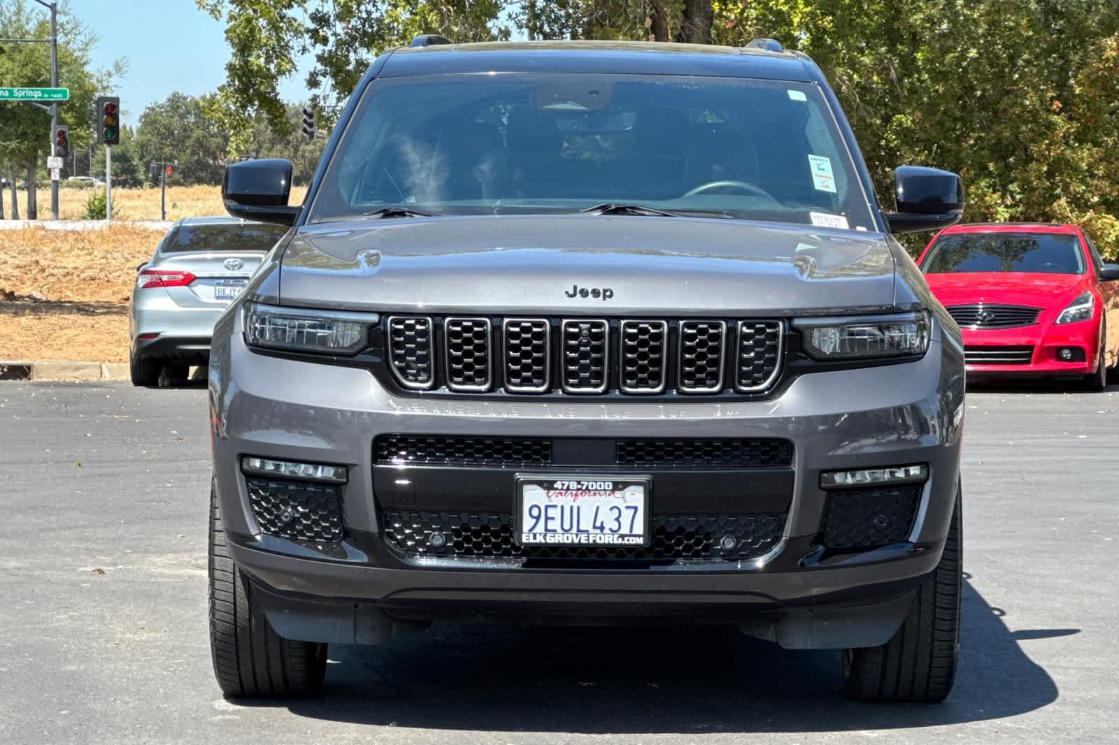 Used 2023 Jeep Grand Cherokee L Summit AWD/4WD image 10