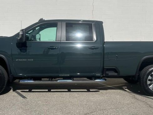 New 2026 Chevrolet Silverado 2500 LT AWD/4WD image 2