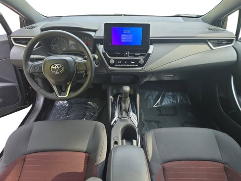 Used 2024 Toyota Corolla SE FWD image 9