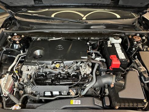 Used 2021 Toyota Camry SE FWD image 23