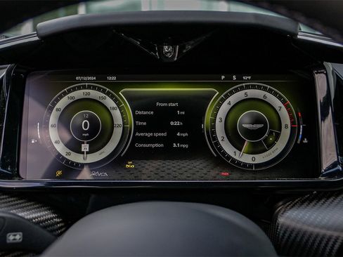 New 2025 Aston Martin V8 Vantage Coupe image 25