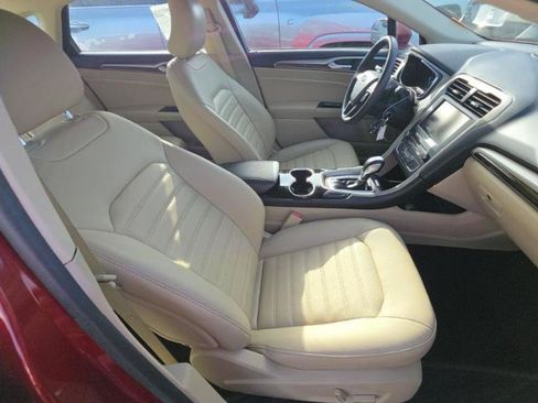 Used 2016 Ford Fusion SE w/ Equipment Group 202A AWD/4WD image 10