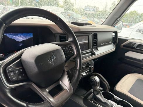 Used 2023 Ford Bronco Big Bend AWD/4WD image 9