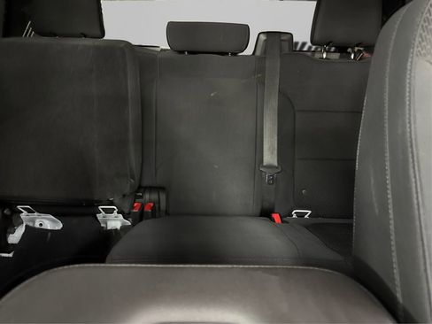 Used 2019 Chevrolet Silverado 1500 Custom Trail Boss w/ Custom Convenience Package image 19