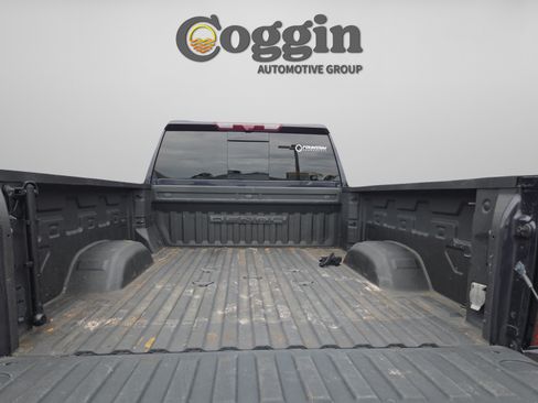 Used 2024 GMC Sierra 3500 Denali Ultimate AWD/4WD image 13