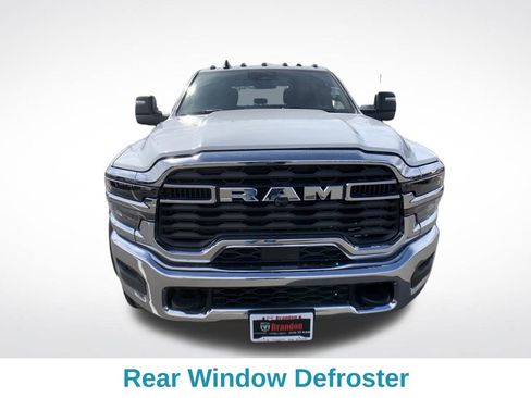 New 2026 RAM 5500 Tradesman w/ Chrome Appearance Group AWD/4WD image 9