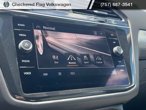 Used 2019 Volkswagen Tiguan SEL w/ 3rd Row Seat Package AWD/4WD image 42