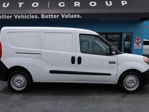 Used 2018 RAM ProMaster City Tradesman FWD image 5