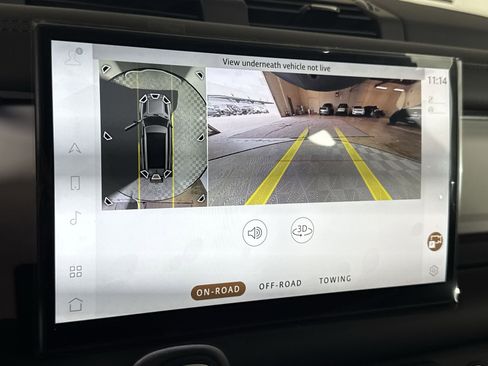 New 2025 Land Rover Defender 130 S image 18