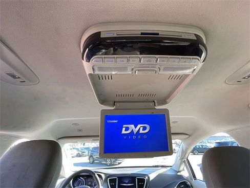 Used 2018 Chrysler Pacifica Touring Plus image 16