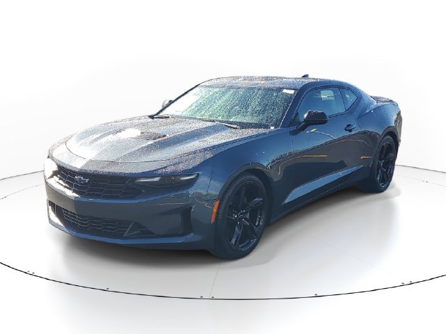 Certified 2020 Chevrolet Camaro LT RWD image 2