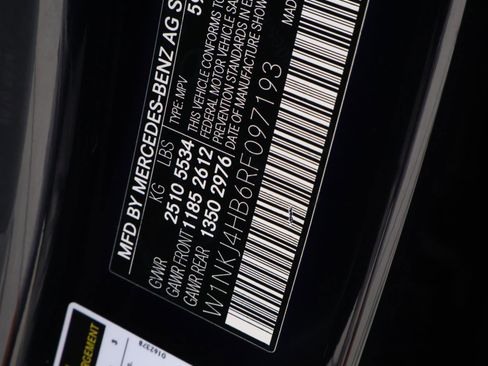 Used 2024 Mercedes-Benz GLC 300 4MATIC image 24