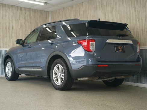 Used 2021 Ford Explorer XLT RWD image 7