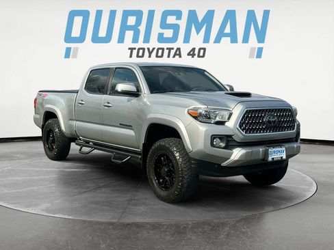 Used 2019 Toyota Tacoma SR5 image 1
