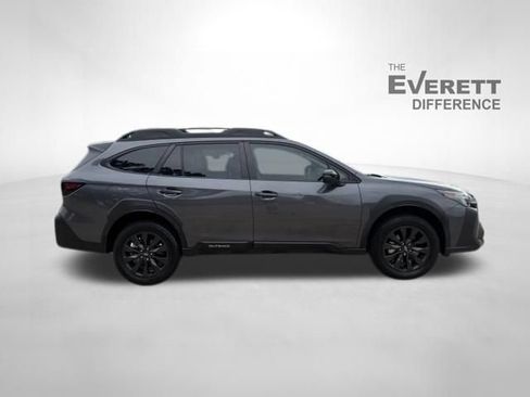 Used 2024 Subaru Outback Onyx Edition AWD/4WD image 8