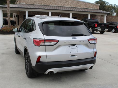 Used 2020 Ford Escape S image 6