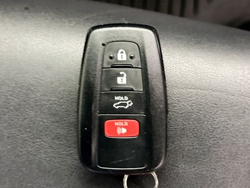 Used 2022 Toyota RAV4 XSE image 36