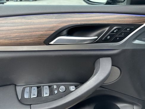 Used 2021 BMW X3 xDrive30i w/ Premium Package image 9